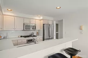 2167 Dexter Ave N, Seattle, WA 98109 - Photo 7