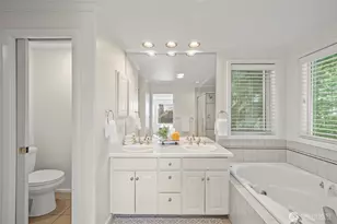 2167 Dexter Ave N, Seattle, WA 98109 - Photo 17