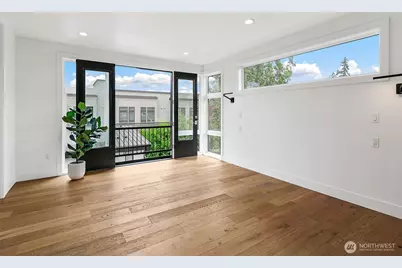 4015 A NE 56th, Seattle, WA 98105 - Photo 11