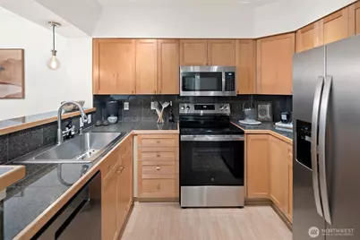 1525 NW 57th Street #202, Seattle, WA 98107 - Photo 5