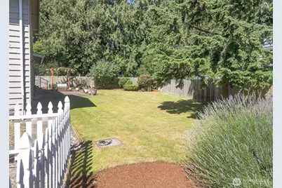 8821 221st Place SW, Edmonds, WA 98026 - Photo 25