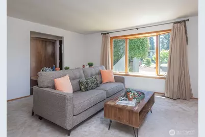 8821 221st Place SW, Edmonds, WA 98026 - Photo 3