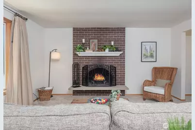8821 221st Place SW, Edmonds, WA 98026 - Photo 5