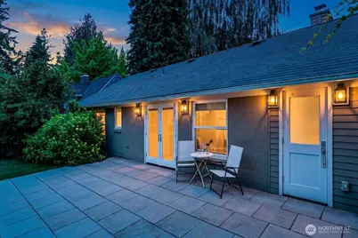 8623 30th Avenue NE, Seattle, WA 98115 - Photo 25
