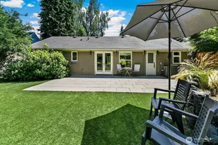 8623 30th Ave NE, Seattle, WA 98115 - Photo 9