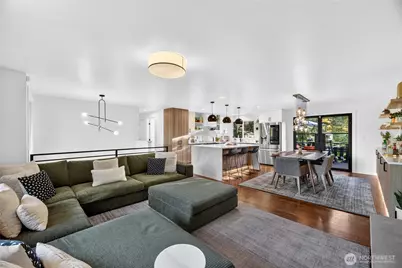 8837 34th Avenue SW, Seattle, WA 98126 - Photo 5