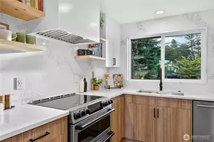8837 34th Ave SW, Seattle, WA 98126 - Photo 9
