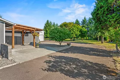 202 Waters Road, Castle Rock, WA 98611 - Photo 13