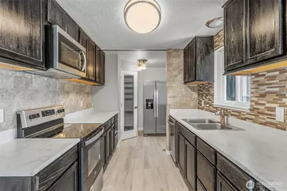 202 Waters Road, Castle Rock, WA 98611 - Photo 25
