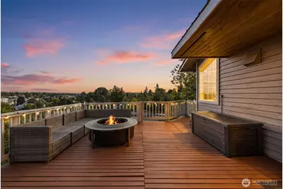 505 NE 78th Street, Seattle, WA 98115 - Photo 9