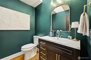505 NE 78th St, Seattle, WA 98115 - Photo 13
