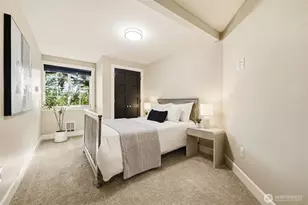 505 NE 78th St, Seattle, WA 98115 - Photo 15