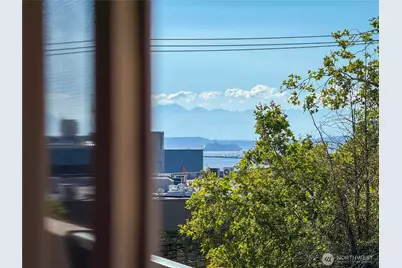 120 1st Avenue W #306, Seattle, WA 98119 - Photo 5