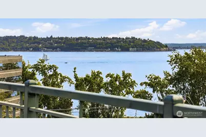 120 1st Avenue W #306, Seattle, WA 98119 - Photo 33