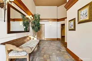 120 1st Ave W, Seattle, WA 98119 - Photo 25
