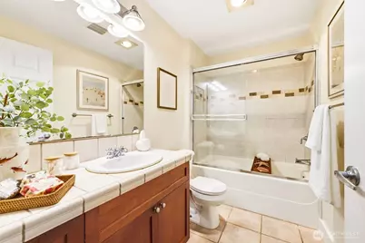 120 1st Avenue W #306, Seattle, WA 98119 - Photo 19