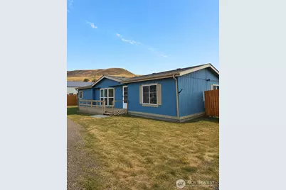 81 Morrow Street, Endicott, WA 99125 - Photo 1