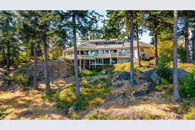 733 Tillamuk Drive, La Conner, WA 98257 - Photo 1