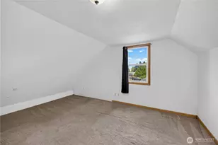804 Crescent Dr, Grandview, WA 98930 - Photo 9