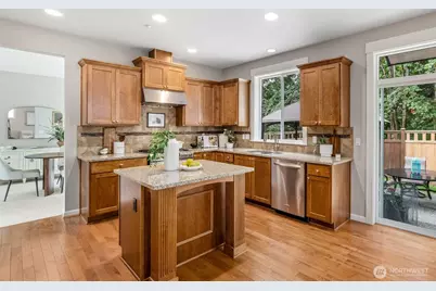 17023 NE 120th Street, Redmond, WA 98052 - Photo 11