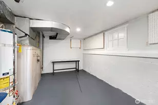 410 N 46th St, Seattle, WA 98103 - Photo 25