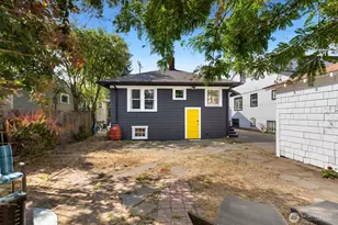 410 N 46th St, Seattle, WA 98103 - Photo 17