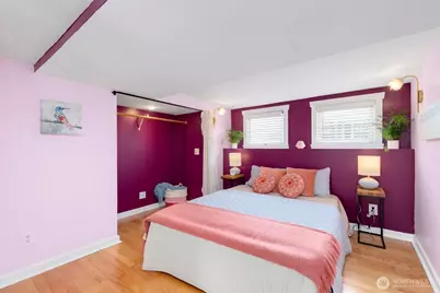 410 N 46th Street, Seattle, WA 98103 - Photo 23