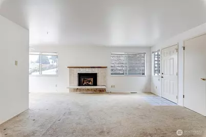 533 N 104th #B, Seattle, WA 98133 - Photo 1