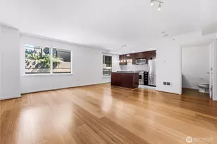 76 Cedar St, Seattle, WA 98121 - Photo 11