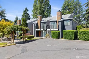2605 S 272nd St, Kent, WA 98032 - Photo 1