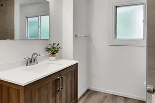 2328 Tacoma Ave S, Tacoma, WA 98402 - Photo 9