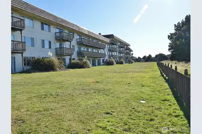 615 Ocean Shores Boulevard NW #201, Ocean Shores, WA 98569 - Photo 31