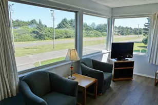 615 Ocean Shores Blvd NW, Ocean Shores, WA 98569 - Photo 7