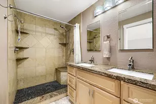 3203 NE 195th St, Lake Forest Park, WA 98155 - Photo 17