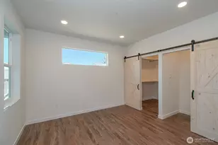 1911 W 10th St, Port Angeles, WA 98363 - Photo 23