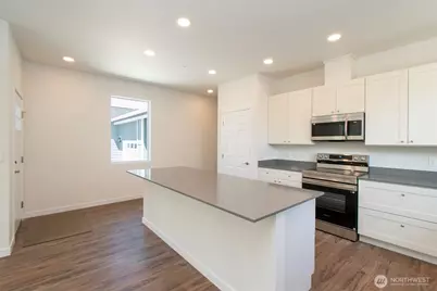 1911 W 10th St, Port Angeles, WA 98363 - Photo 15