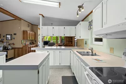 3611 I Street NE #244, Auburn, WA 98002 - Photo 15