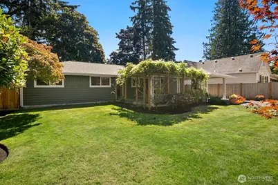 16719 60th Avenue W, Lynnwood, WA 98037 - Photo 1