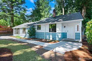 2802 NE 185th St, Lake Forest Park, WA 98155 - Photo 1