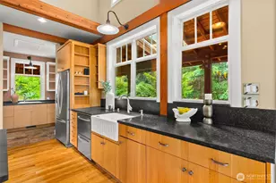 6037 Swayne Dr NE, Olympia, WA 98516 - Photo 11
