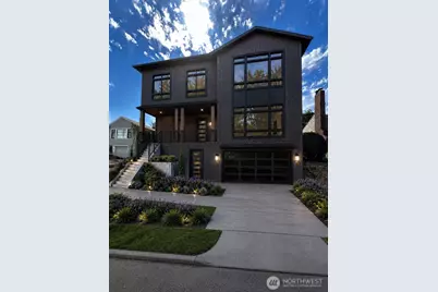 2545 36th Avenue W, Seattle, WA 98199 - Photo 1