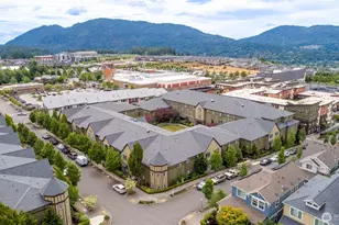 973 NE Ingram St, Issaquah, WA 98029 - Photo 39