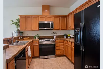 973 NE Ingram Street #A-303, Issaquah, WA 98029 - Photo 9