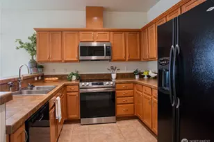 973 NE Ingram St, Issaquah, WA 98029 - Photo 9