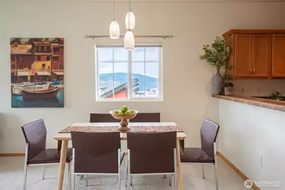 973 NE Ingram Street #A-303, Issaquah, WA 98029 - Photo 13