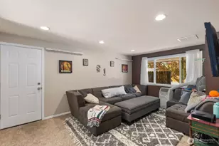 10301 NE 136th Pl, Kirkland, WA 98034 - Photo 25