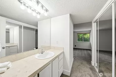 4641 W Lake Sammamish Parkway SE #F305, Issaquah, WA 98027 - Photo 23