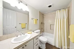 4641 W Lake Sammamish Parkway SE, Issaquah, WA 98027 - Photo 29