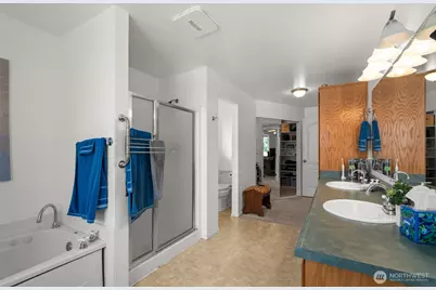 7409 207th Avenue E, Bonney Lake, WA 98391 - Photo 21