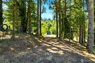 1011 NW 405th St, Woodland, WA 98674 - Photo 35